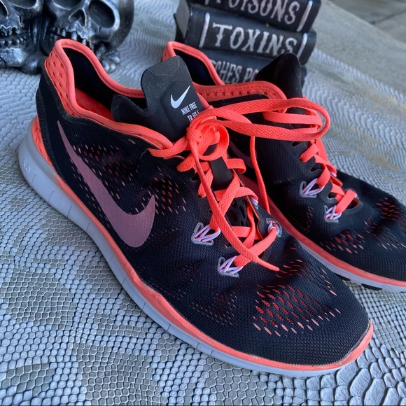 Black coral white Nike free run tr fit 5 running shoes - Picture 1 of 7
